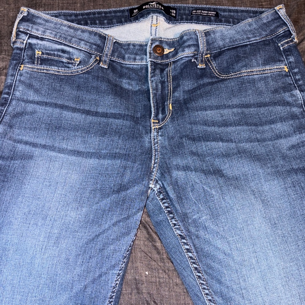 Hollister Classic Indigo Skinny Jeans